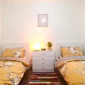 Deluxe Private In Manor Park Homestay London