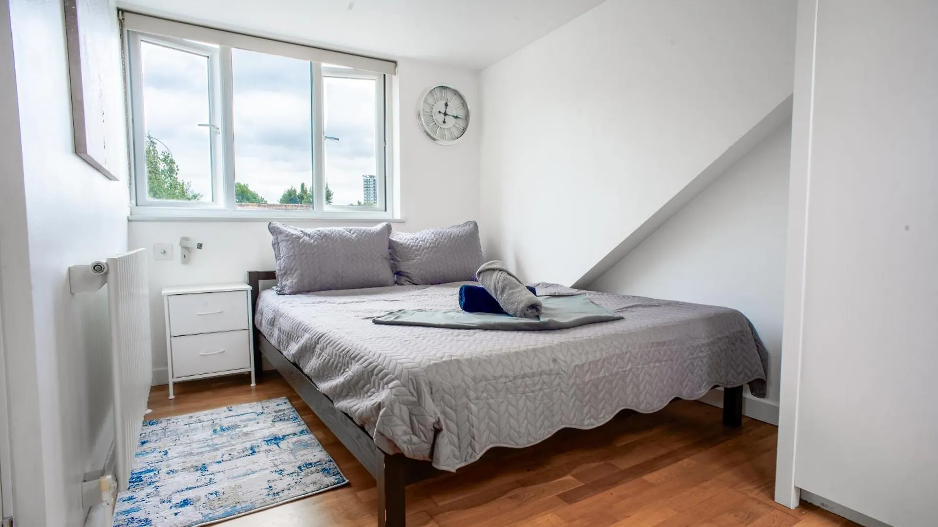 Holiday home Shard View 3 Bed Entire Home London