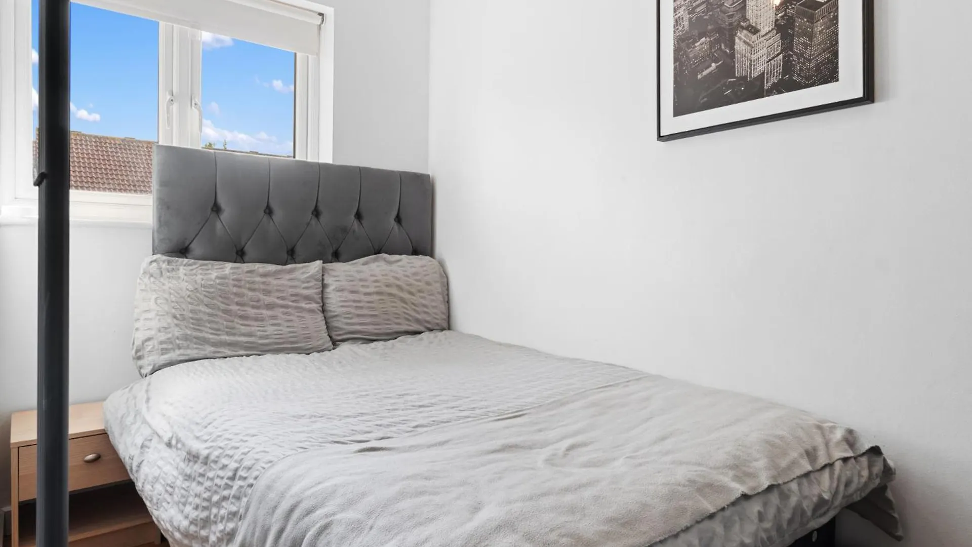 Shard View 3 Bed Entire Home London United Kingdom